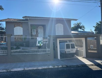 Casa à venda 121m² bairro Mina União